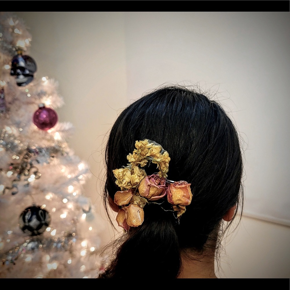 Resin preserved flowers brooch, handmade